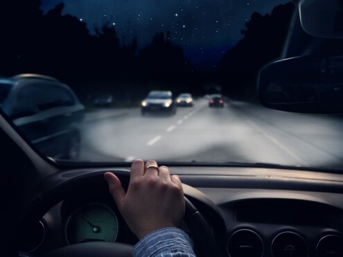 luces adaptativas conducción nocturna